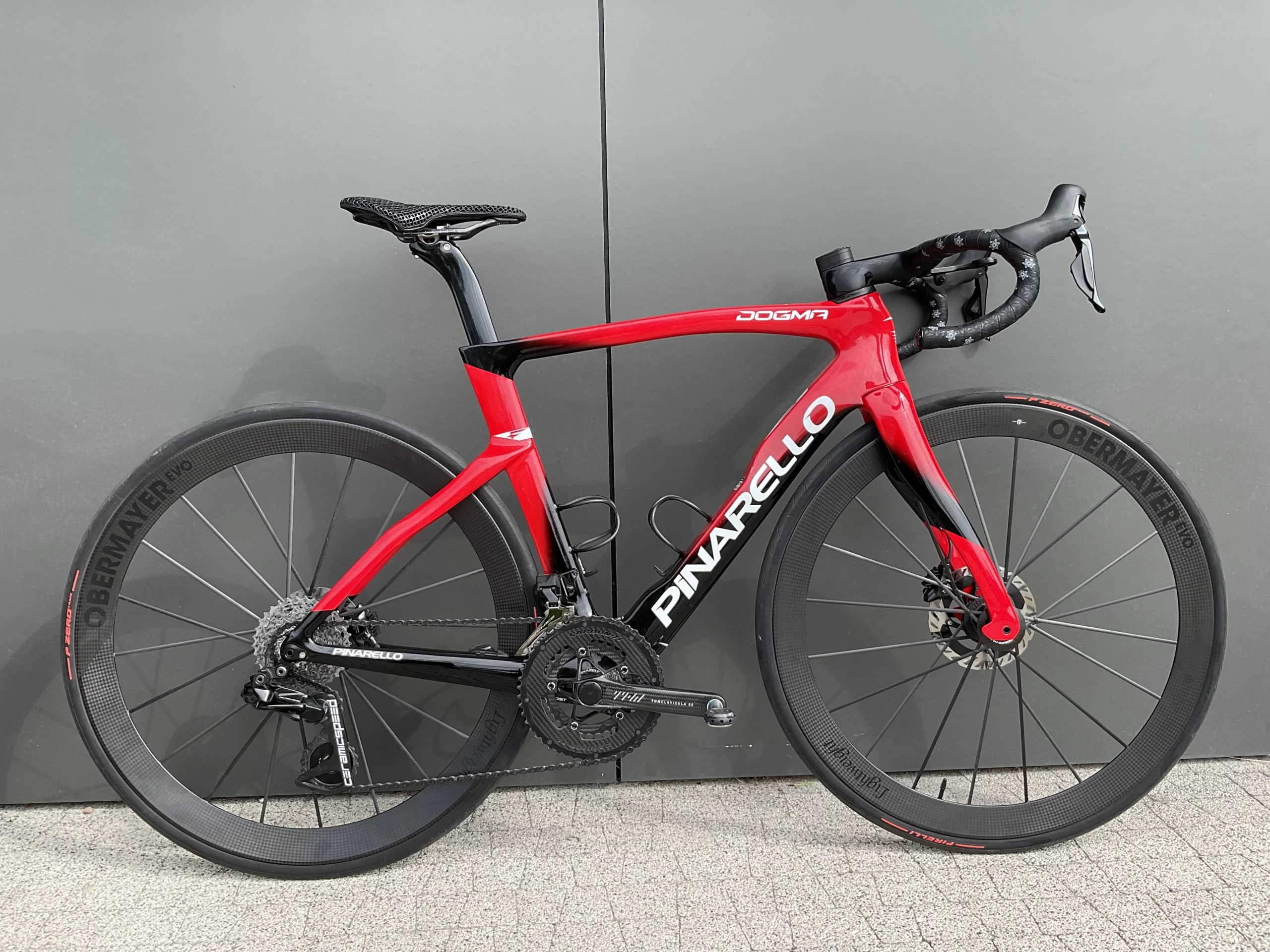 Pinarello Dogma F | Lightweight Obermayer | THM Clavicula | Dura Ace Di2 Disc | 54 M Sonic Red
