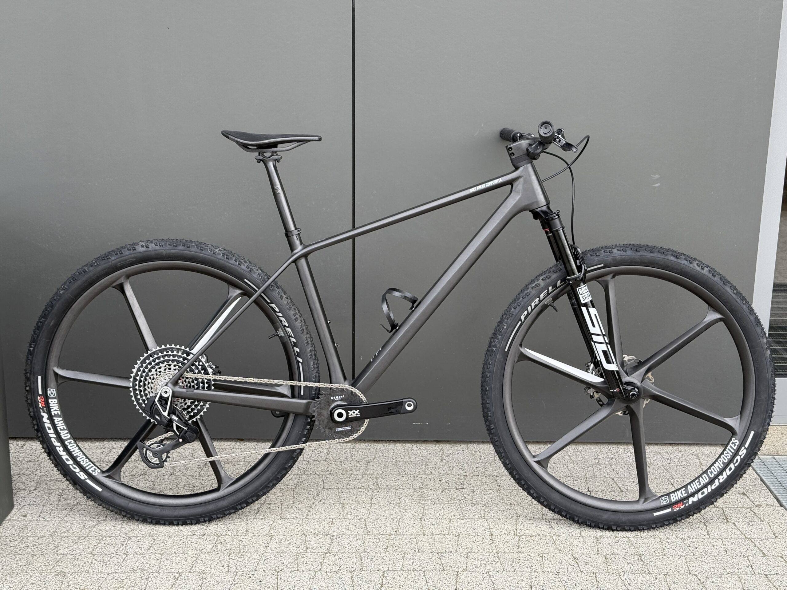 Bike Ahead The Frame Raw Carbon | SRAM XX SL AXS | Biturbo RSX